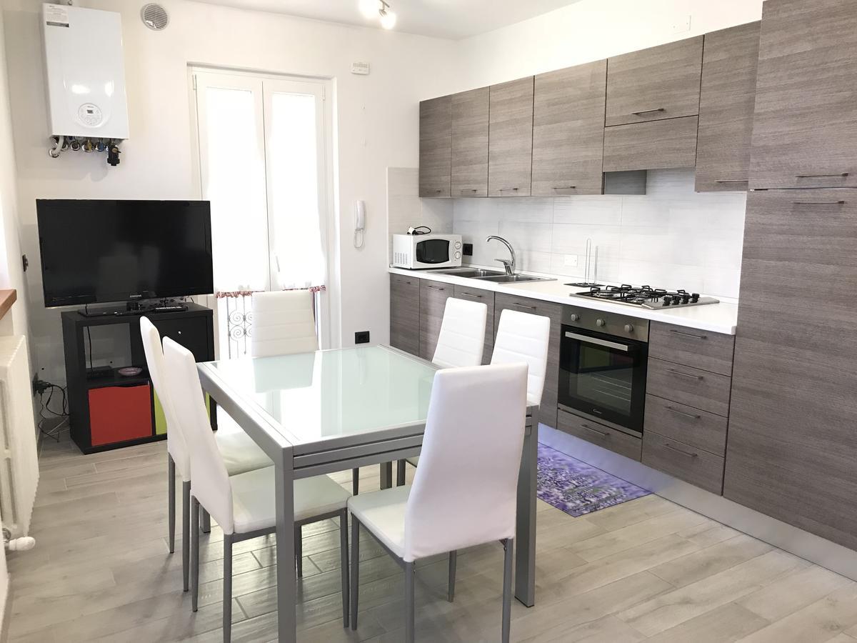 Casa Al Borgo Apartment Garda  Bagian luar foto